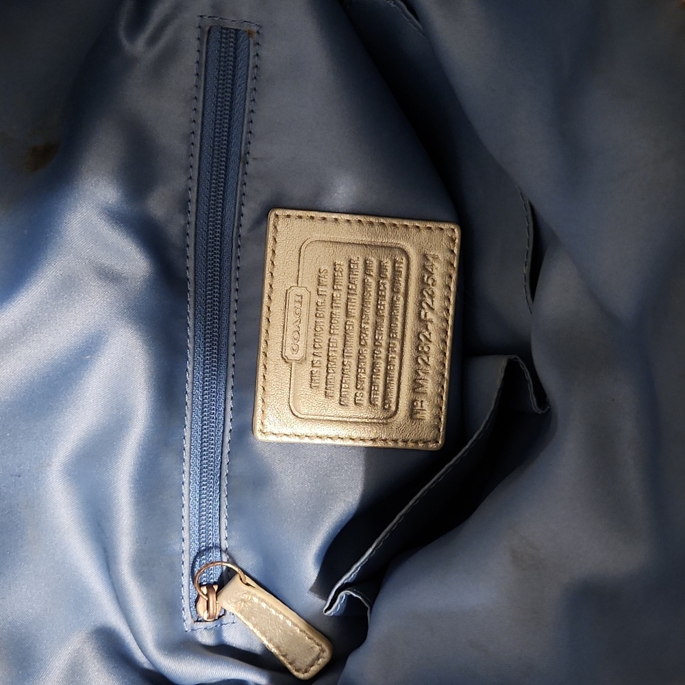 Coach plaid purse ๐ - Picture 4 of 11
